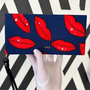 Nali red lip print clutch